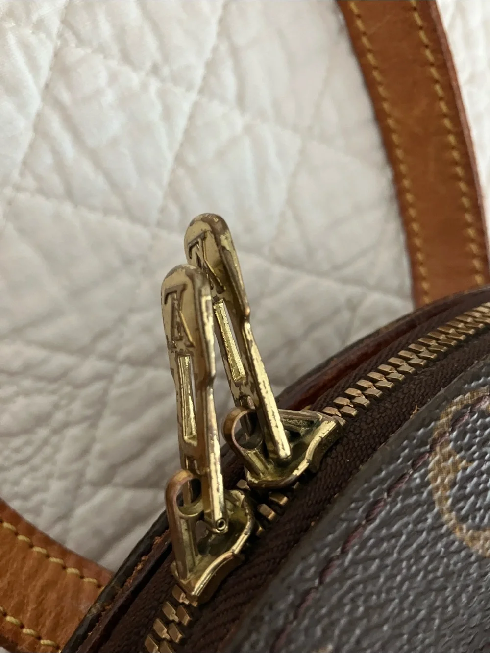 Authentic Louis Vuitton Monogram Vintage Ellipse Backpack - Picture 12 of 14